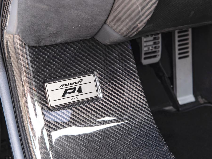 Логотип McLaren P1 XP05 (990006) 2013 года  (фото 68 из 89)